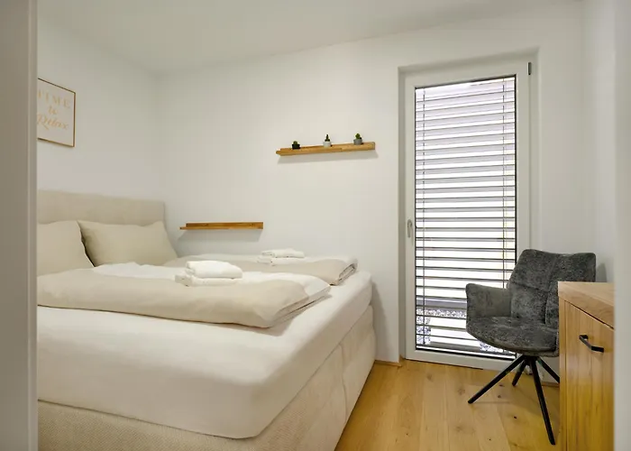 Peak View B4 By Aa Homes * 斯拉德明