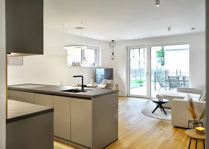 Peak View B4 By Aa Homes 斯拉德明